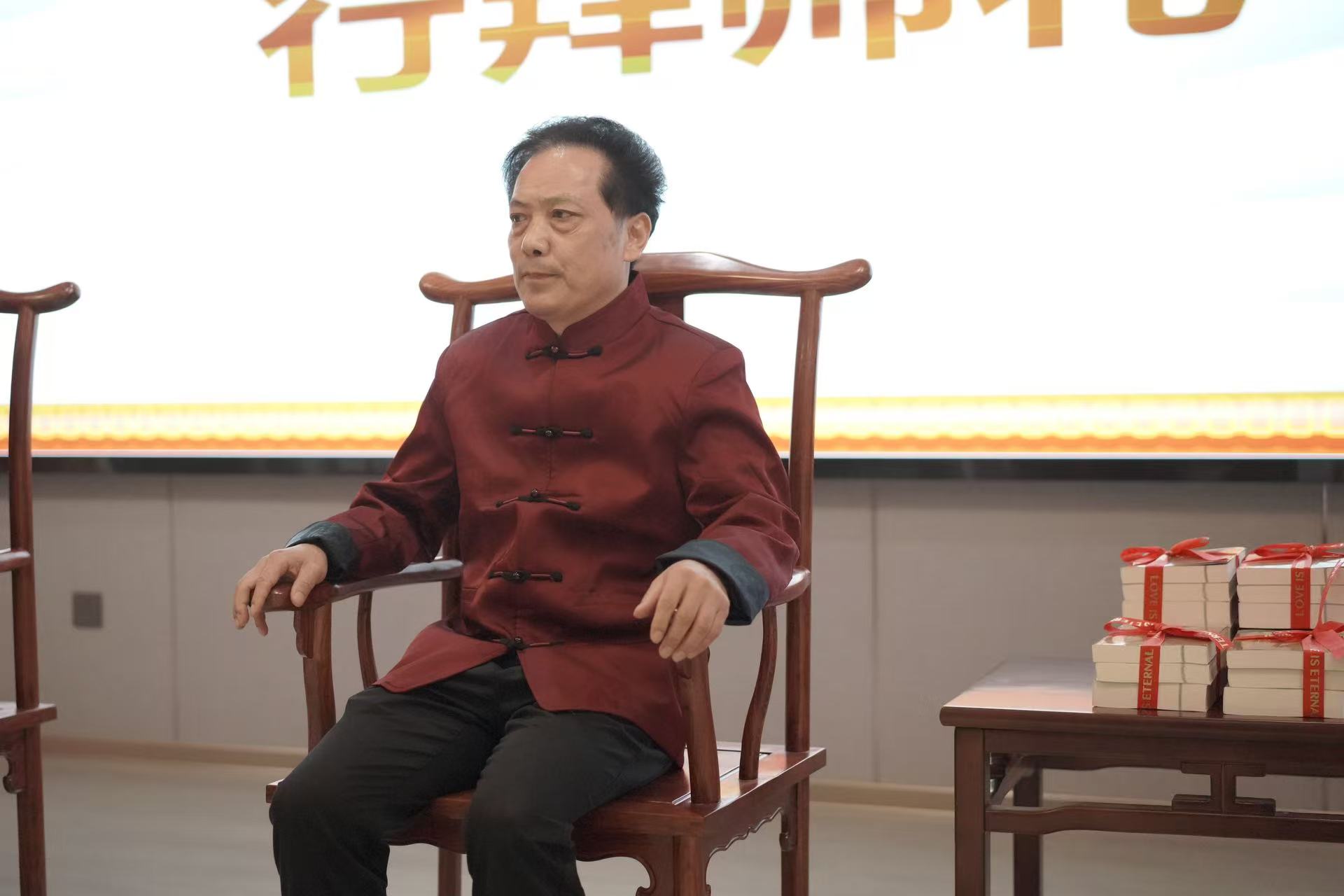 传岐黄薪火   谱杏林新篇